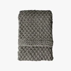 Marley Heavy Knit Throw