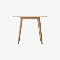 Finn Round Dining Table