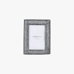 Reminisce Photo Frame