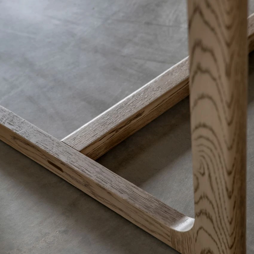 Whittle Extendable Dining Table 4 Whittle Extendable Dining Table - Image 4